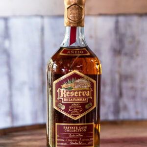 B&B Cuervo Reserva De la Familia Anejo 90°